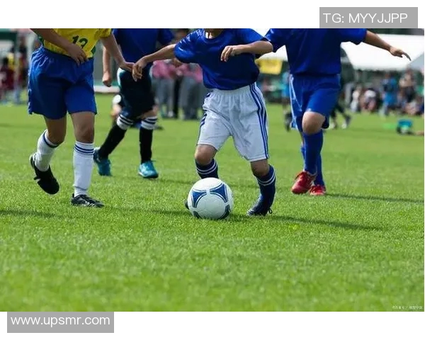 魅力足球的魅力所在:激情与技术交织的完美演绎之旅 魅力足球的魅力所在:激情与技术交织的完美演绎之旅